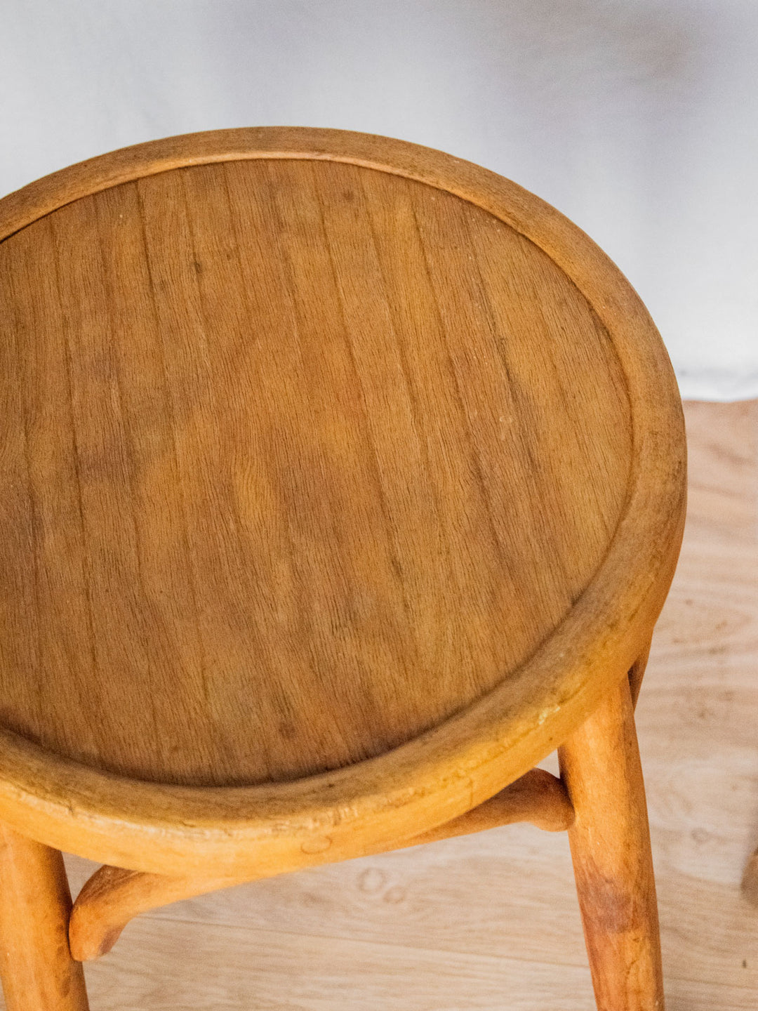 regis-tabouret-bois-774-3