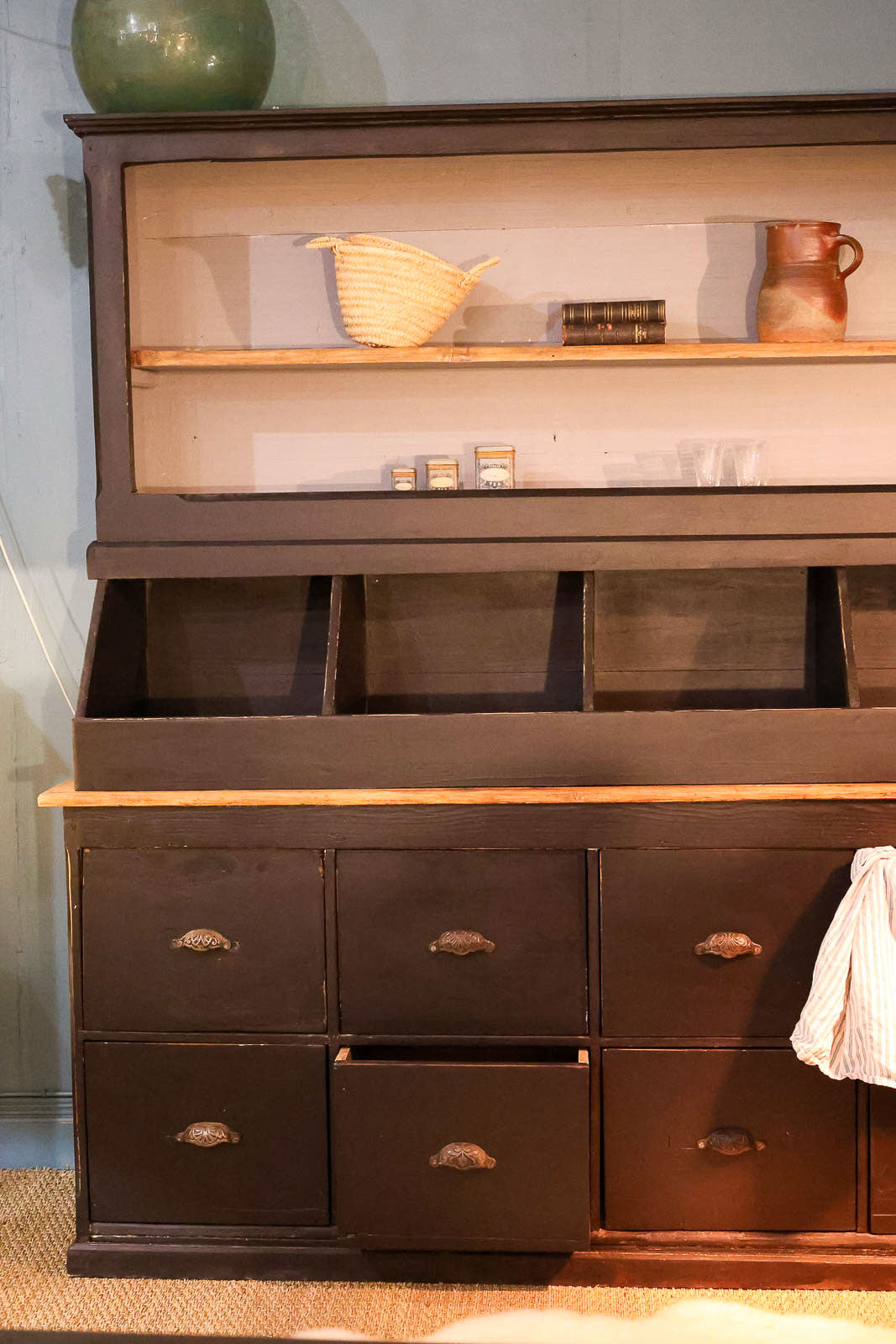 maximilien-vaisselier-noir-25-5