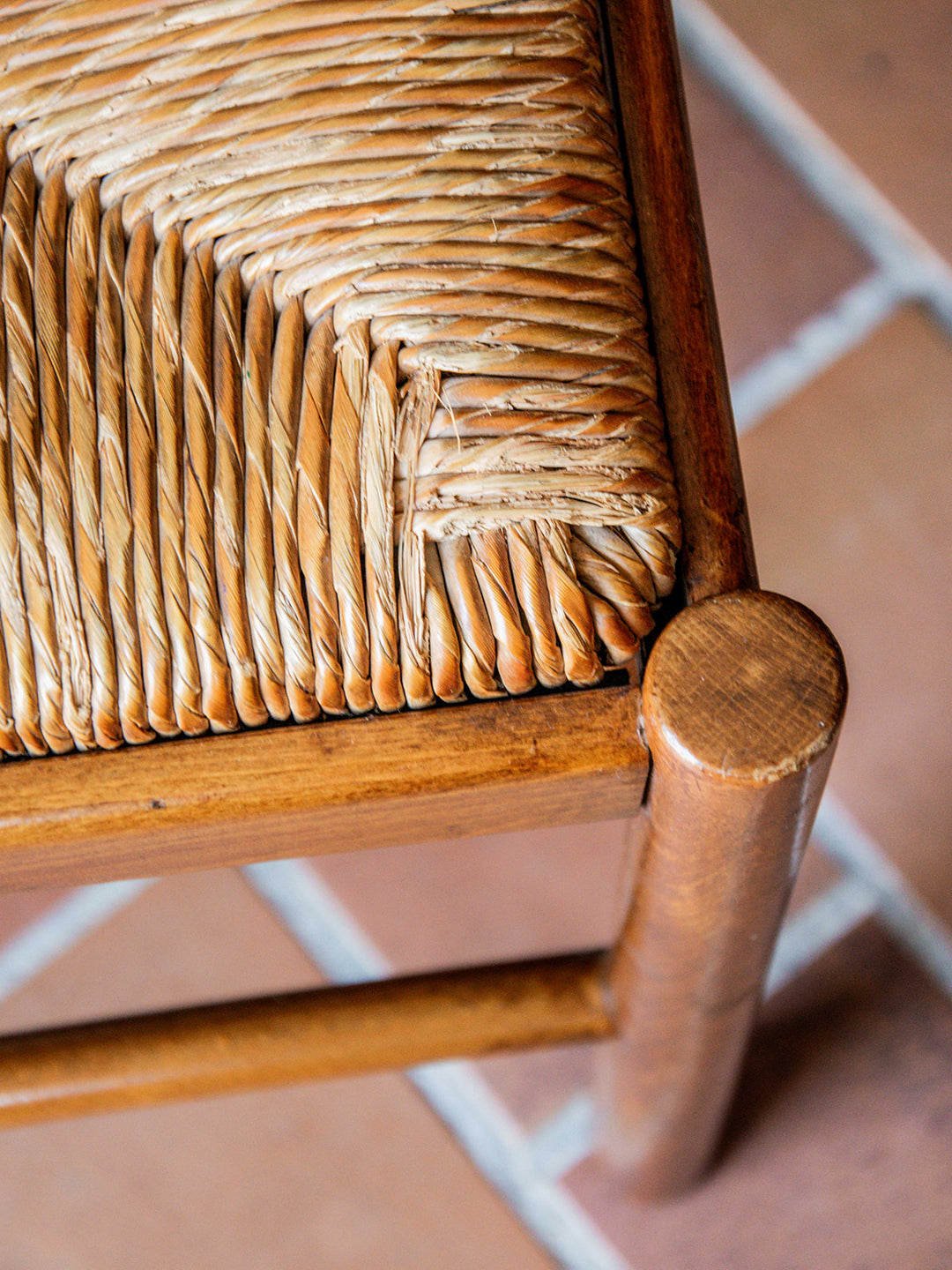 alma-lot-4-chaises-bois-453-10