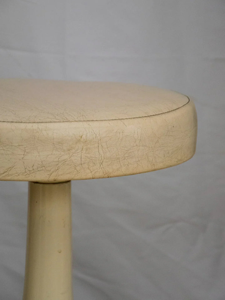 axel-tabouret--583-4