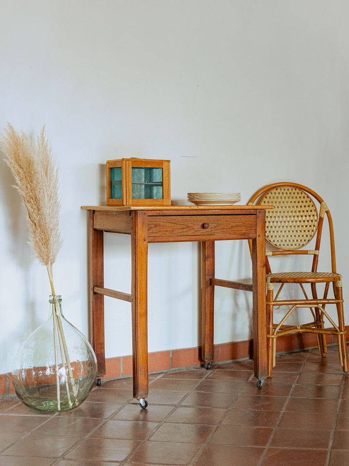 francine-table-appoint-bois-ferme-roulettes-1118-2