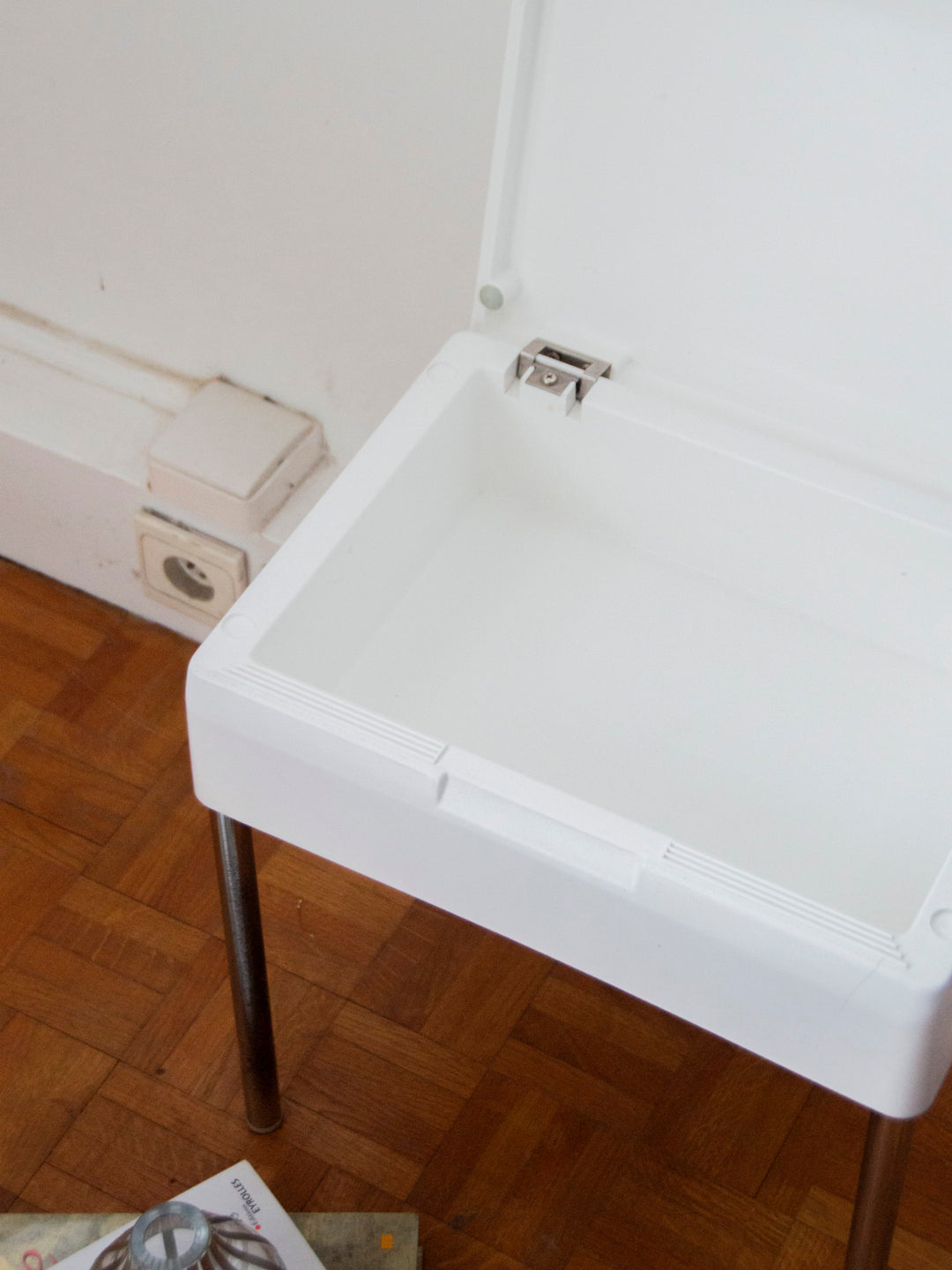 hanna-table-appoint-plastique-793-6