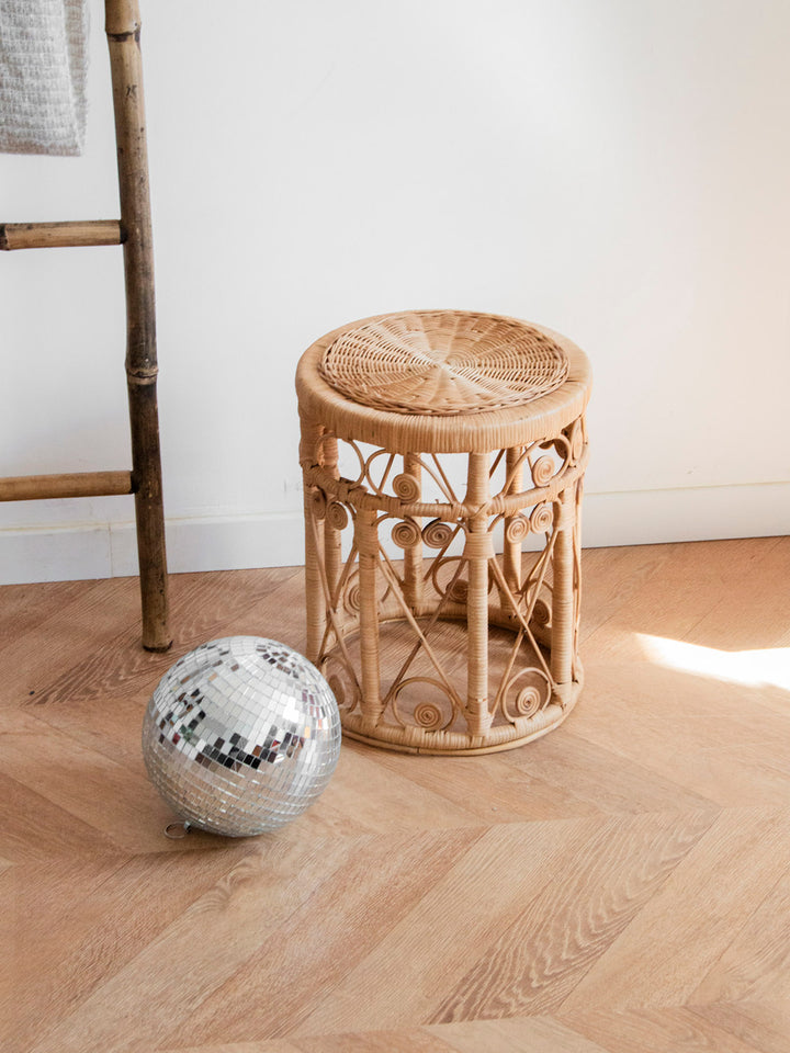 regis-tabouret-rotin-669-2