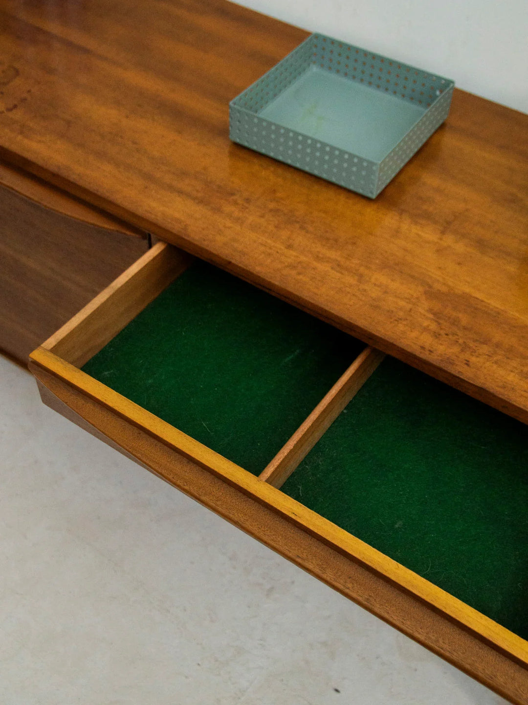 margaret-enfilade-bois-308-10