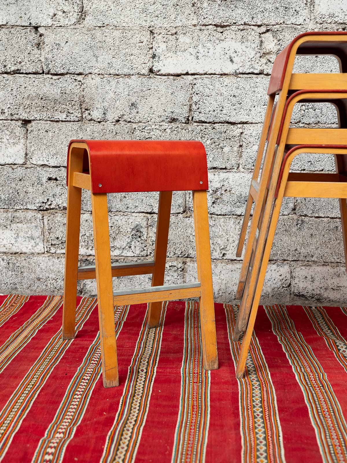 pierre-tabouret-bar-bois-692-2