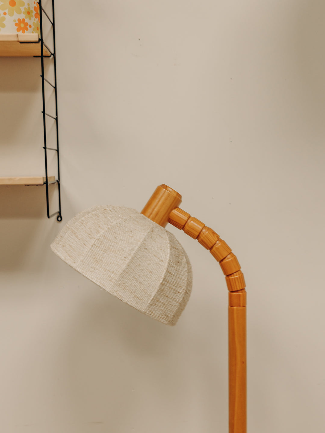 julien-lampadaire-bois-377-3