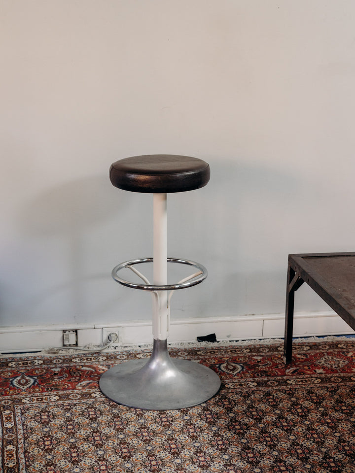 pierre-tabouret-bar-métal-26-7