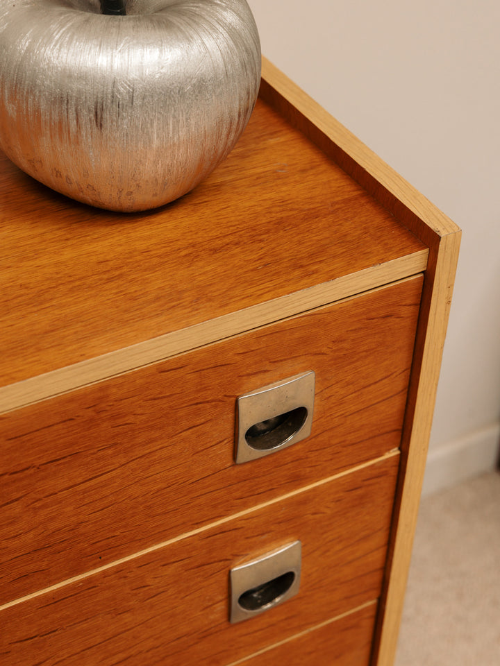 4U3A5731_Debongout-maison-ideco-22-07-25_023commode4tiroirs_0154.jpg