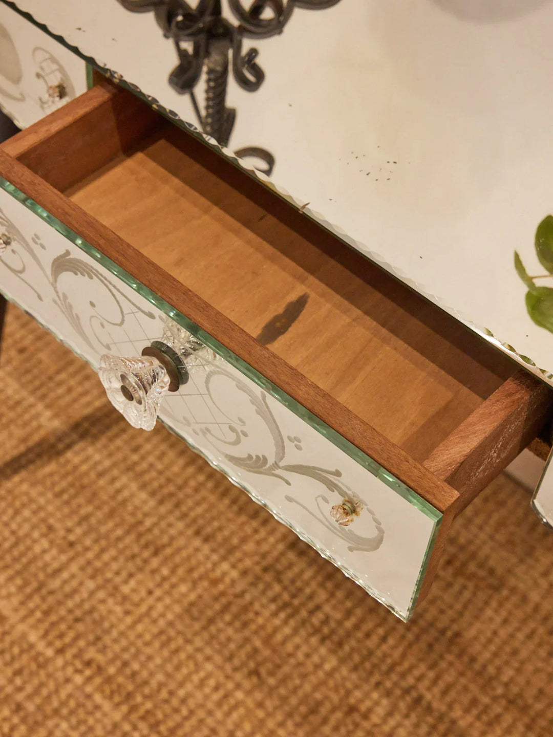 louise-coiffeuse-verre-250-5