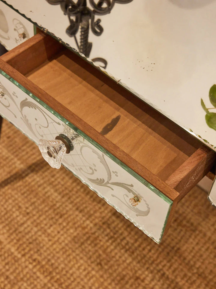 louise-coiffeuse-verre-250-5