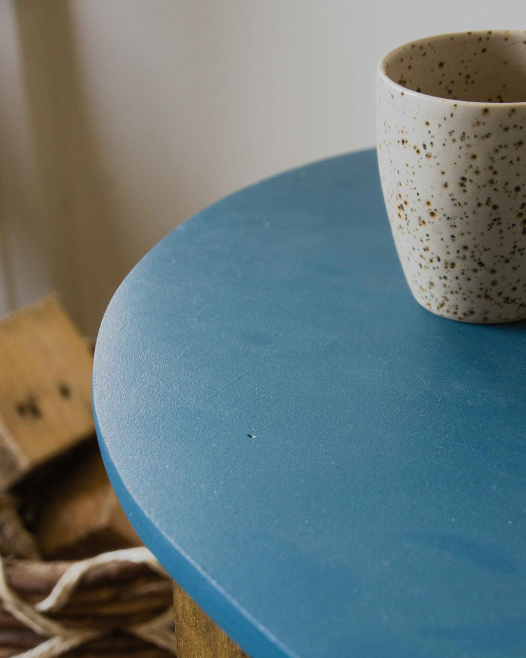 donna-table-basse-bois-bleue-1018-6