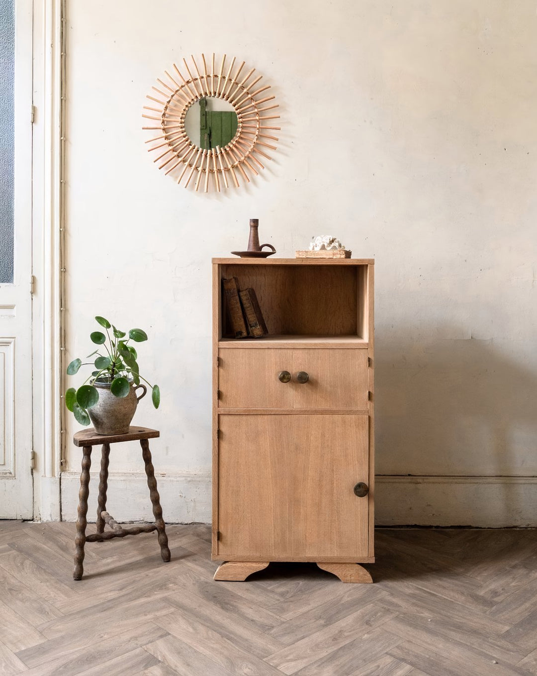 gilbert-buffet-bois-1747-1