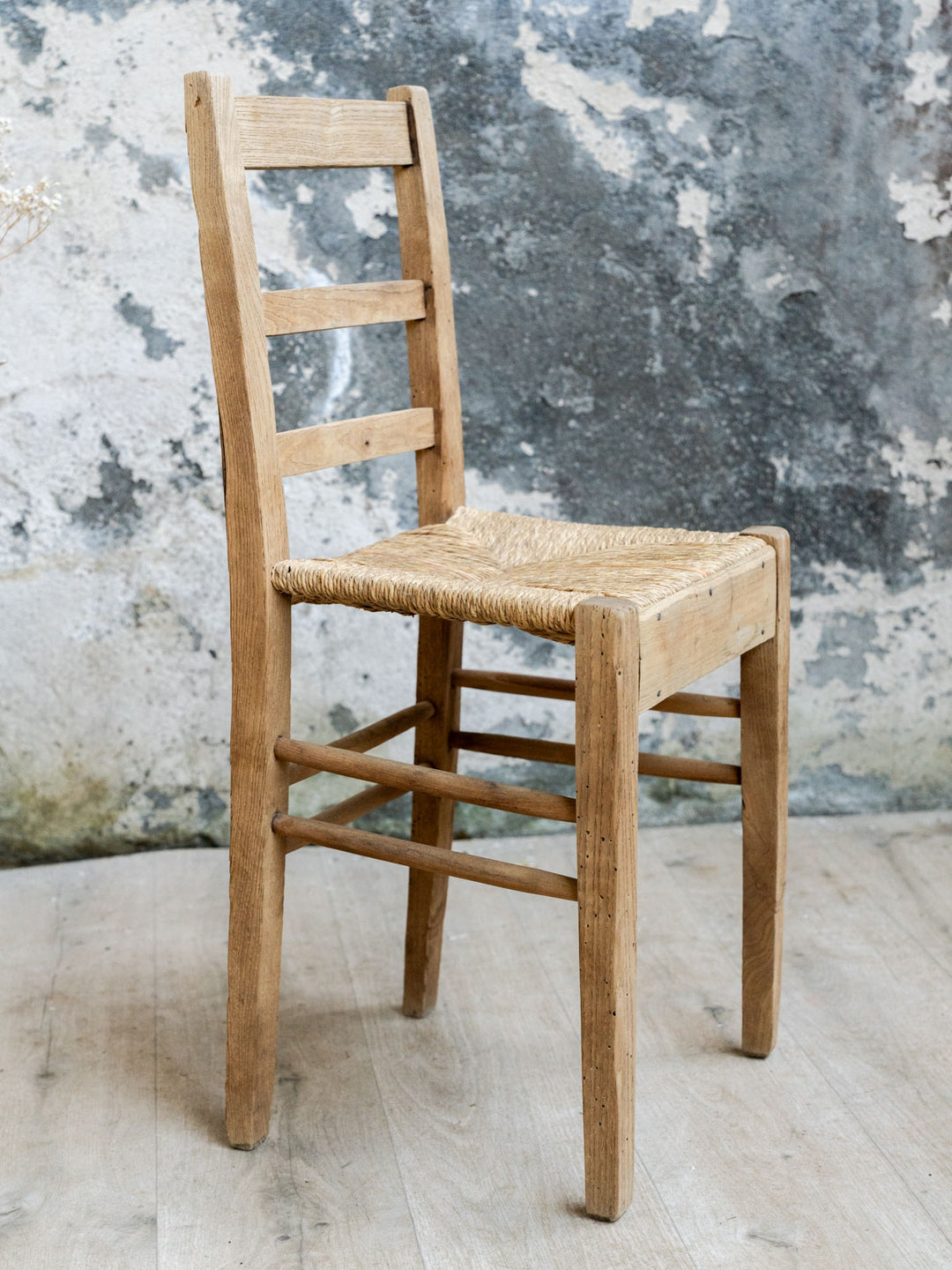 claude-chaise-bois-1677-3
