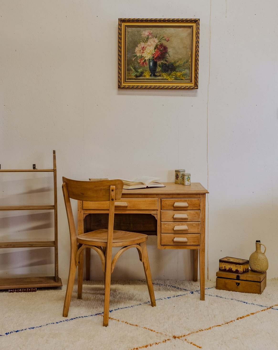 Our vintage furniture and second-hand furniture