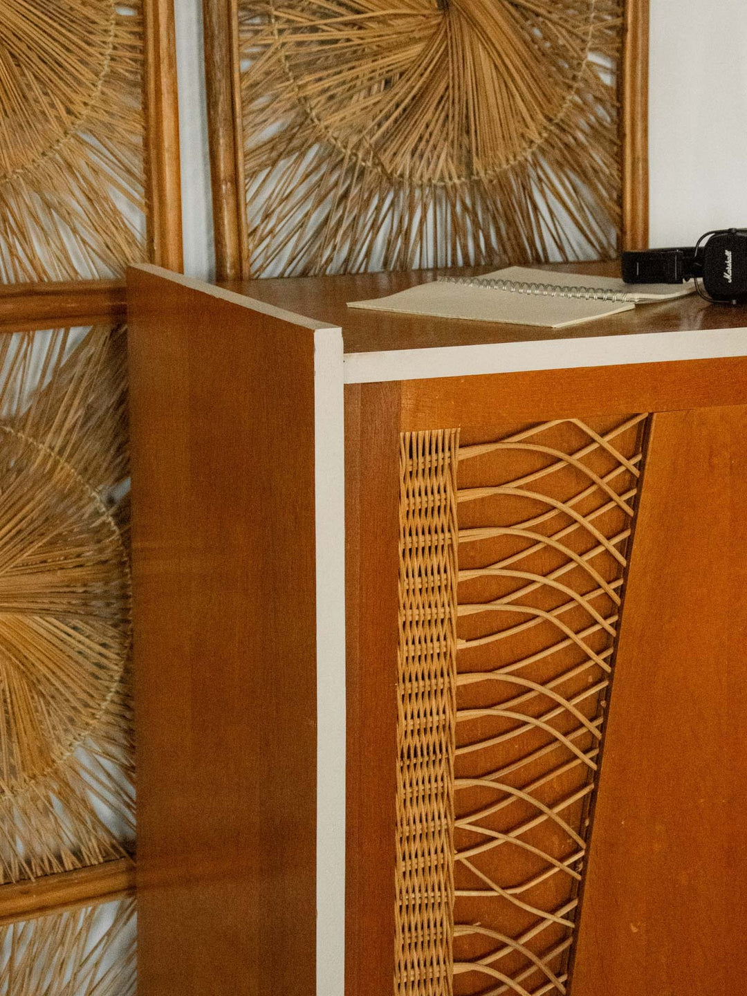 blandine-armoire-bois-392-5