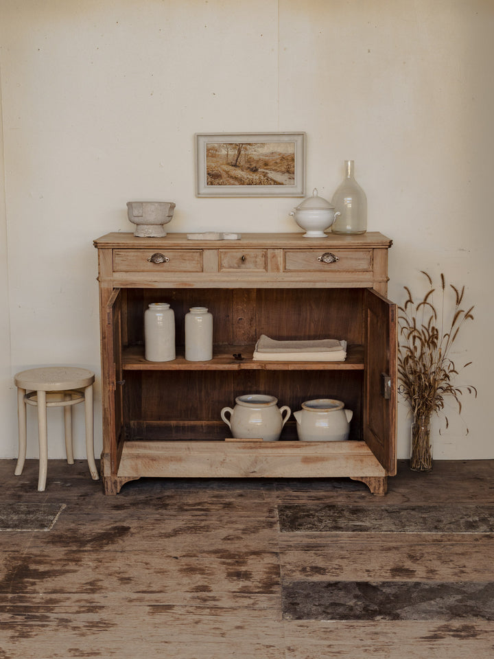 gilbert-buffet-noyer-667-2