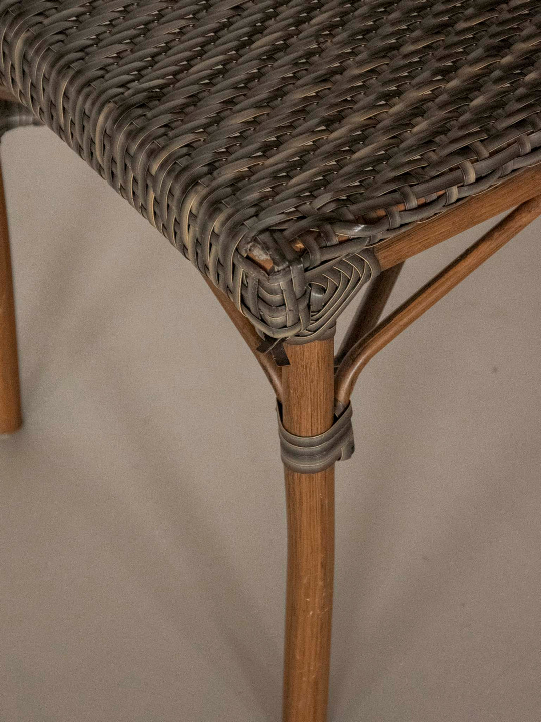 claude-chaise-bois-1235-7