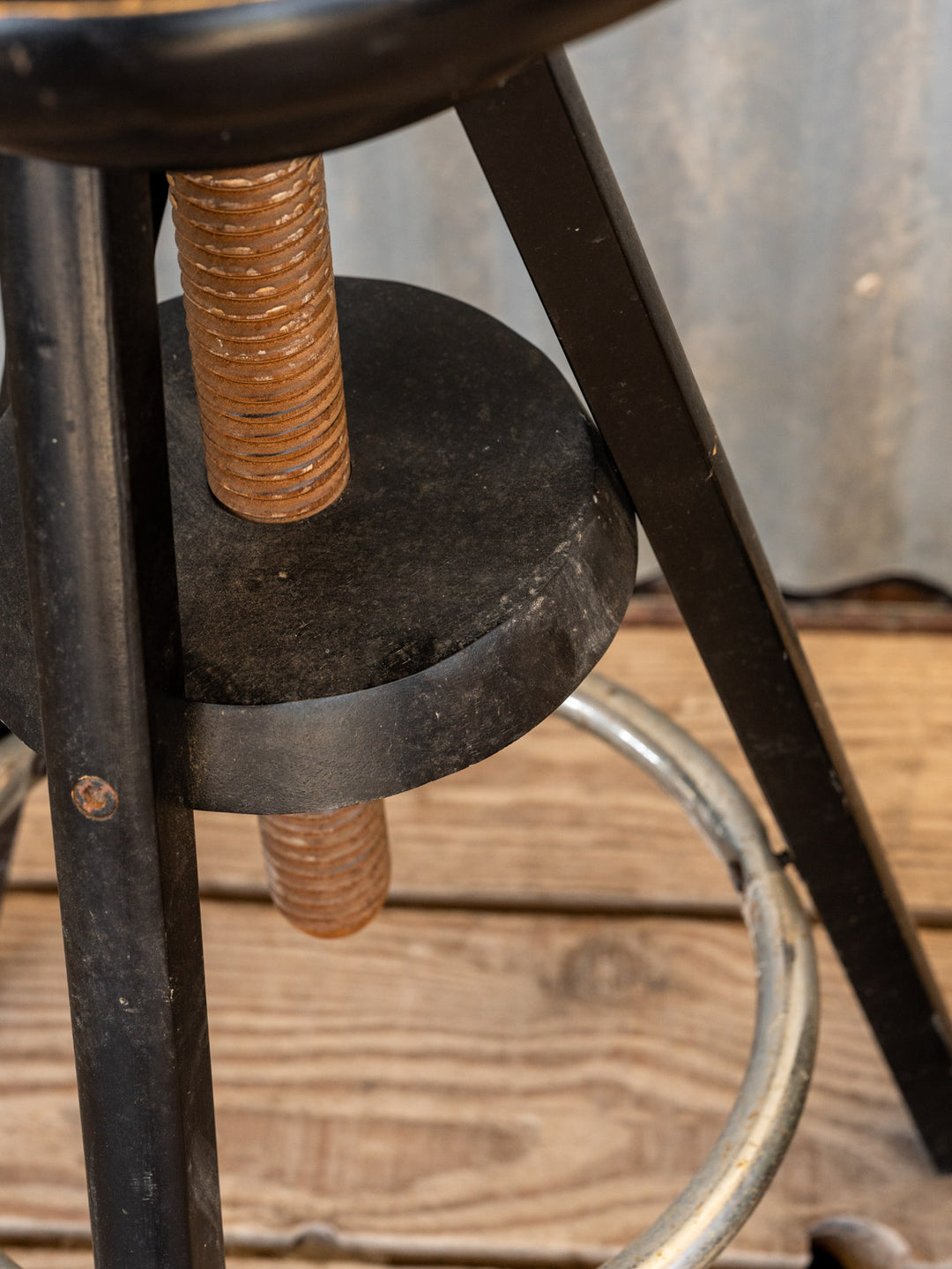 regis-tabouret-bois-1472-6