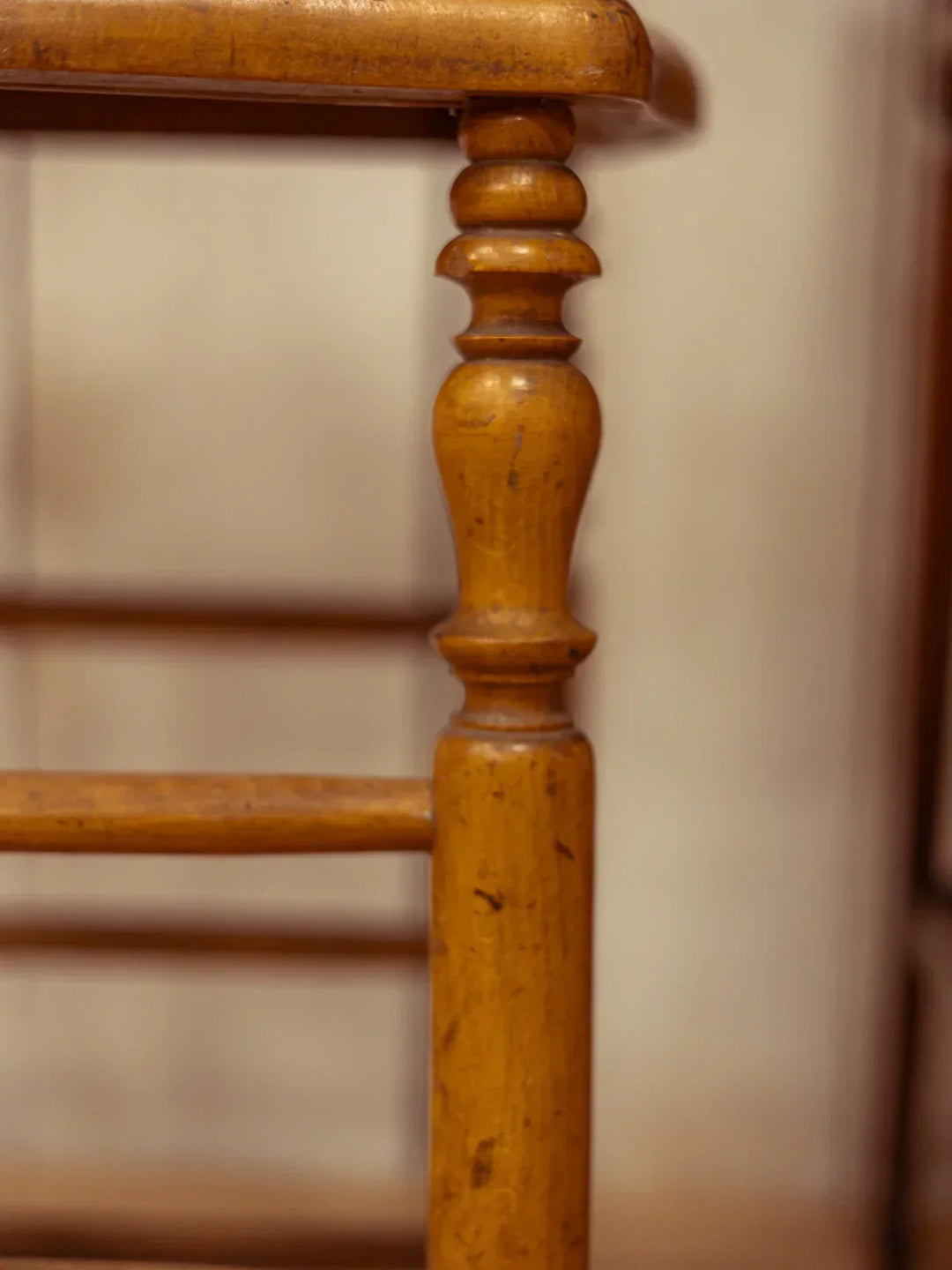 regis-tabouret-bois-796-9