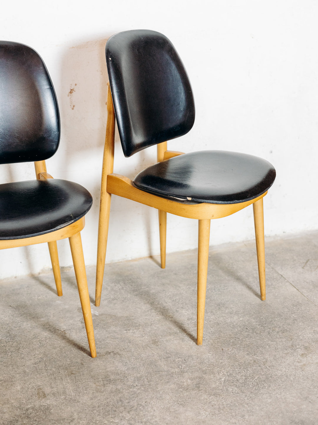 4U3A5182_Debongout-montreuil-13-03-25_012chaises_0096.jpg