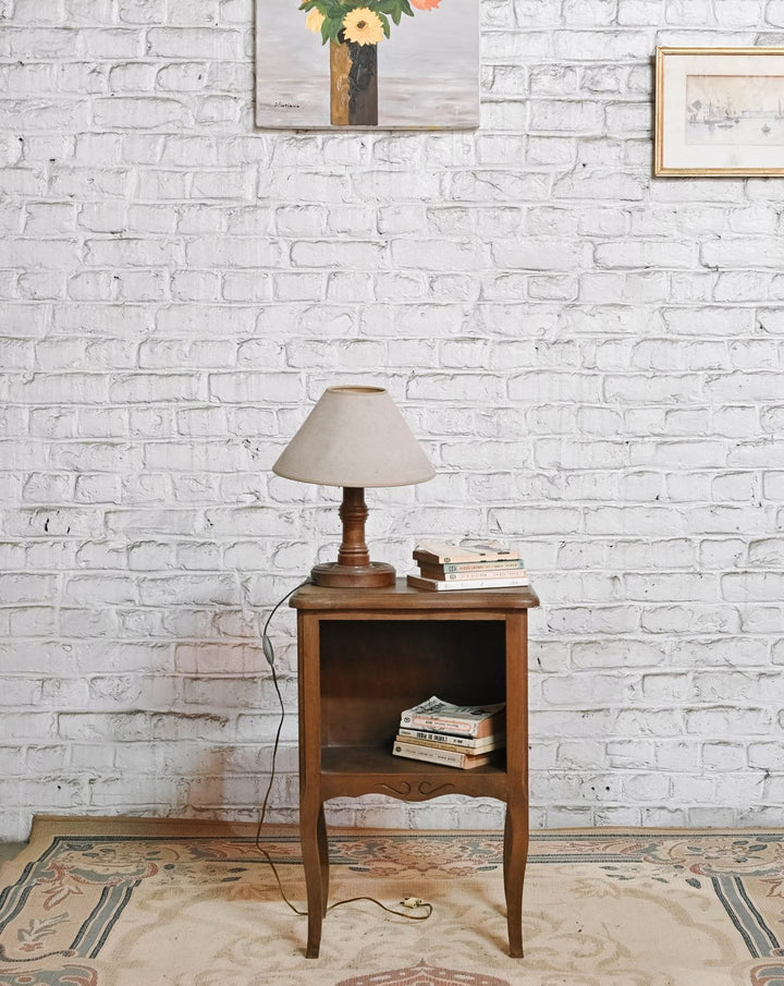 odile-ancienne-table-chevet-bois-1532-1