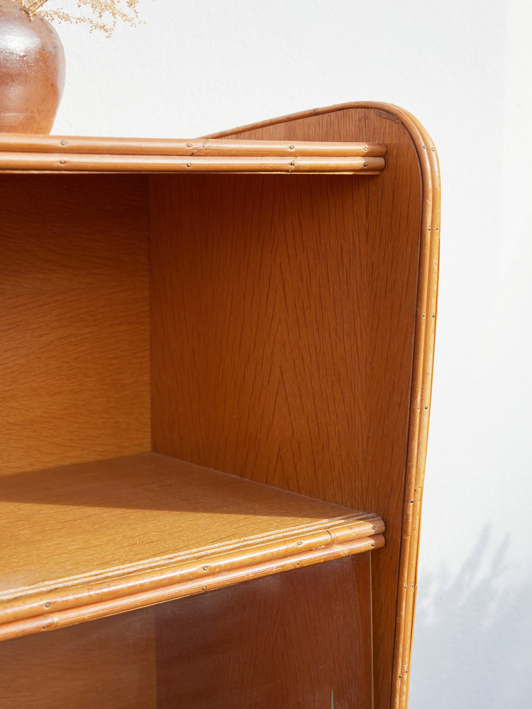 victoria-vitrine-rotin-81-7