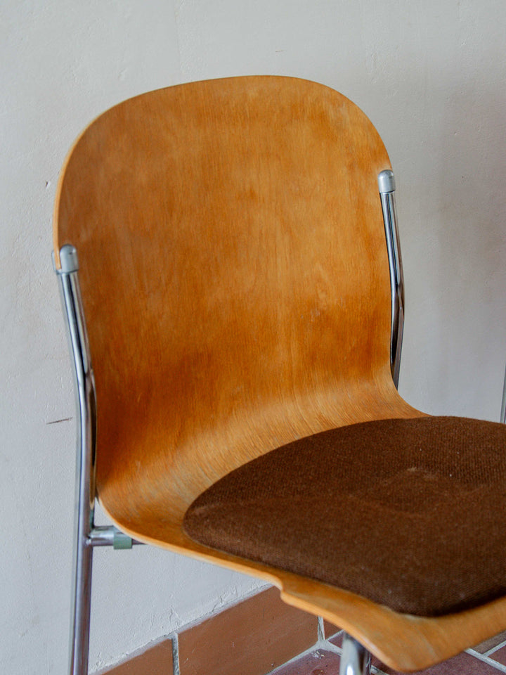 alma-lot-4-chaises-metal-539-4