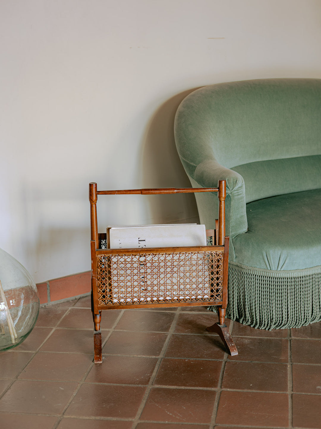 desire-porte-revues-bois-cannage-232-2