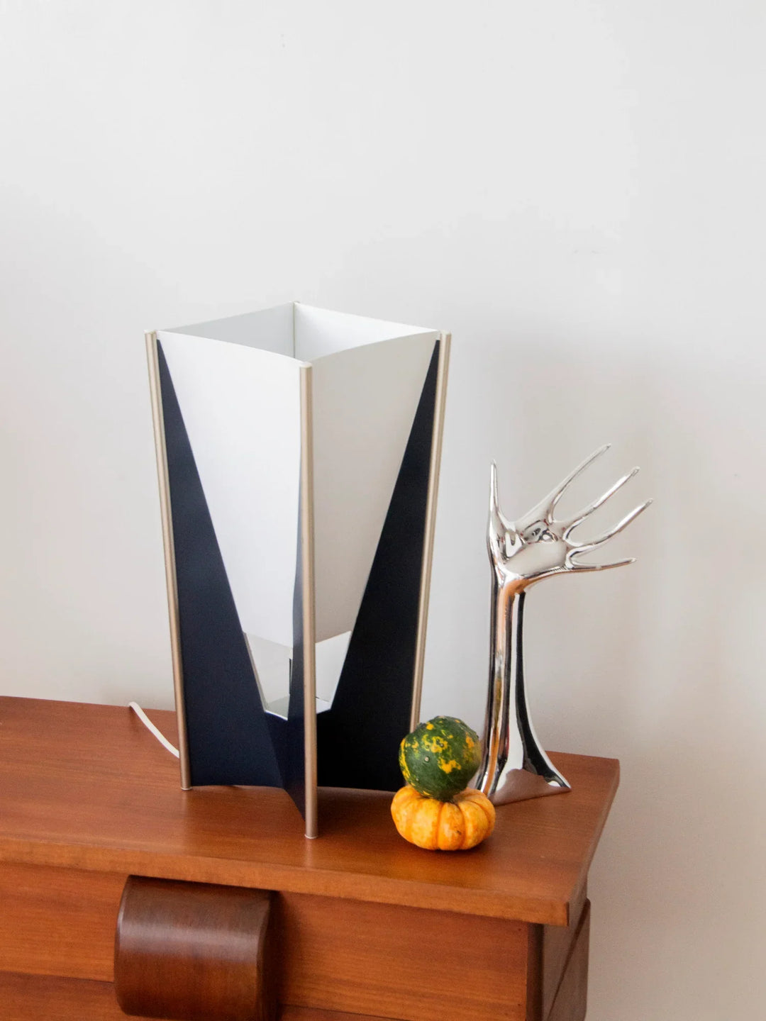 julia-lampe-à-poser-knoll-510-6