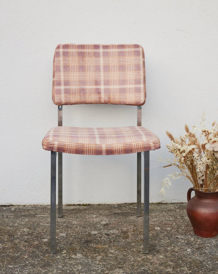 alma-chaise-chrome-1049-1