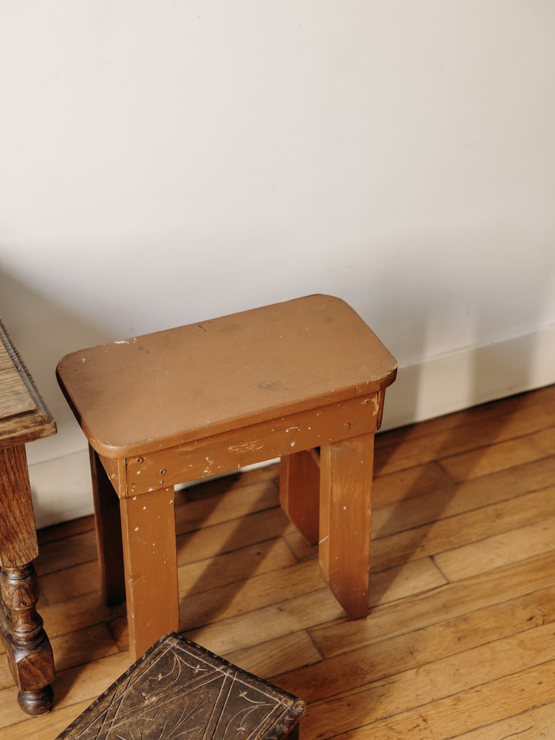 regis-tabouret-bois-1315-2