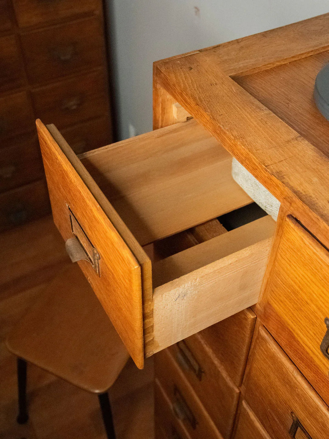 fernand-meuble-metier-chêne-168-11