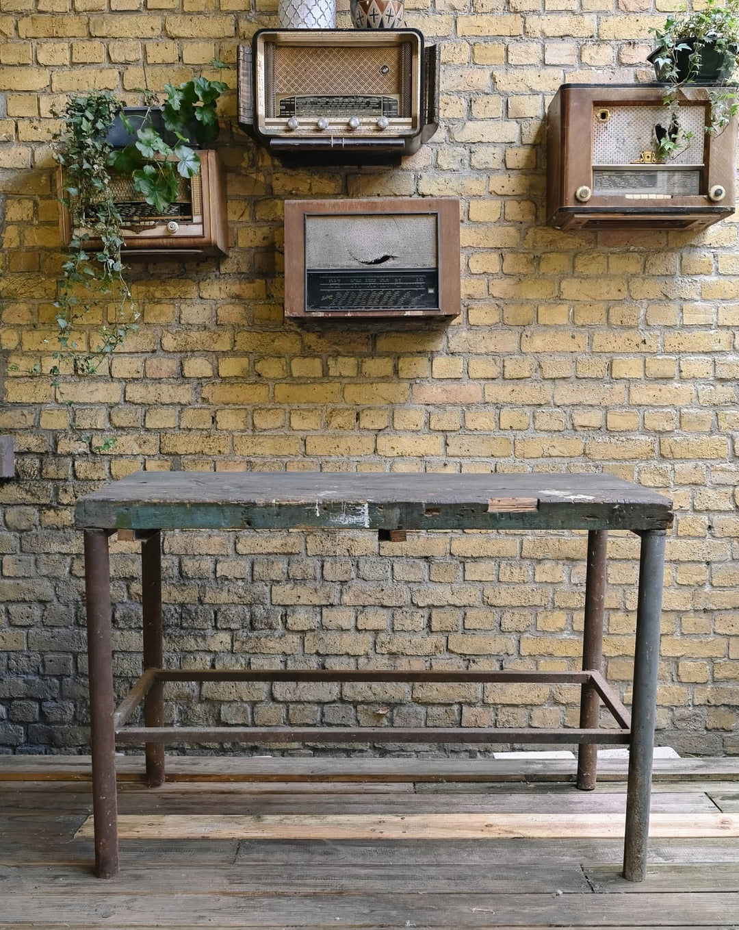francine-table-appoint-bois-ancien-etabli-1541-1