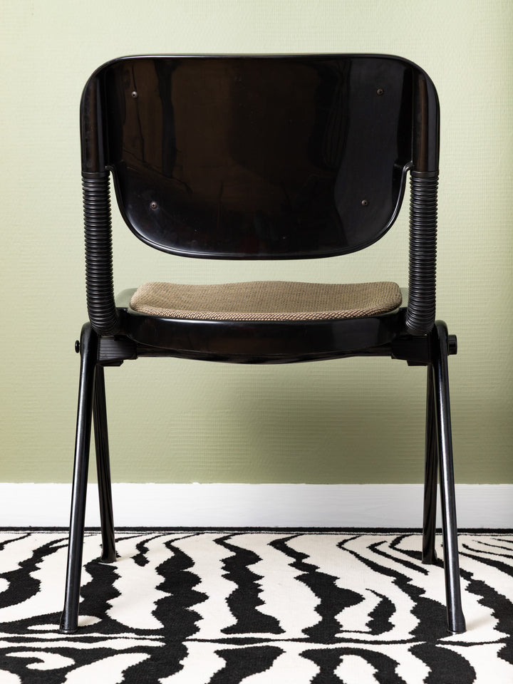 alma-chaise-plastique-design-1991-12