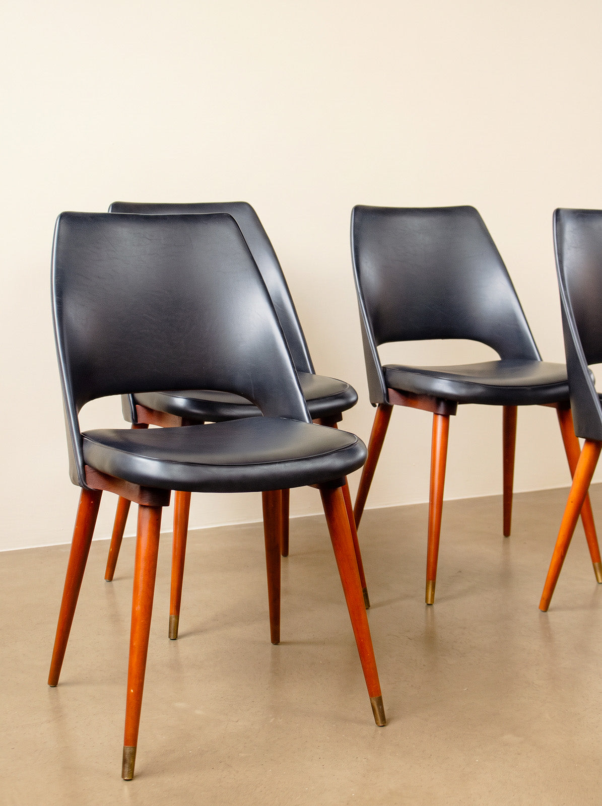 alma-chaise-skai-2120-2