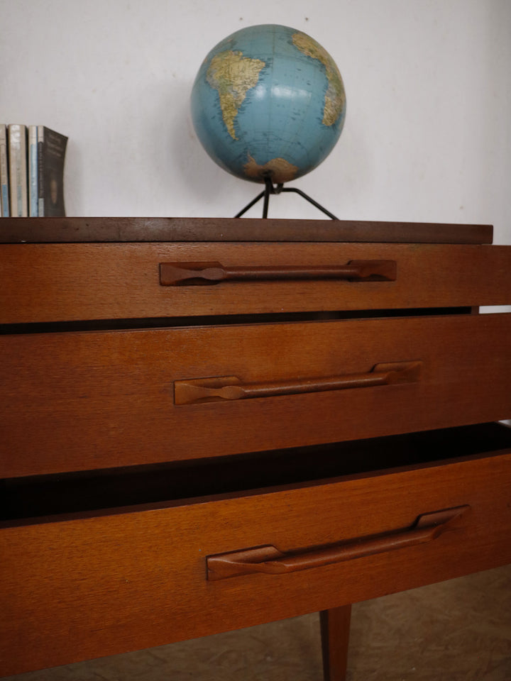 margaret-enfilade-teck-341-10