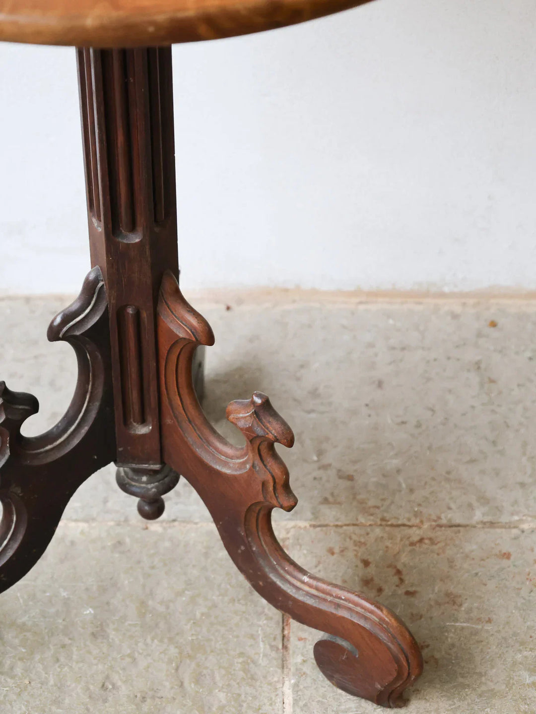 alfred-gueridon-bois-160-3