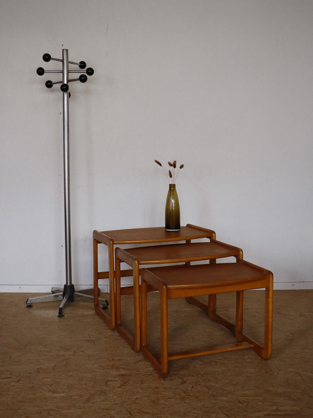 barbara-table-gigogne-teck-100-3