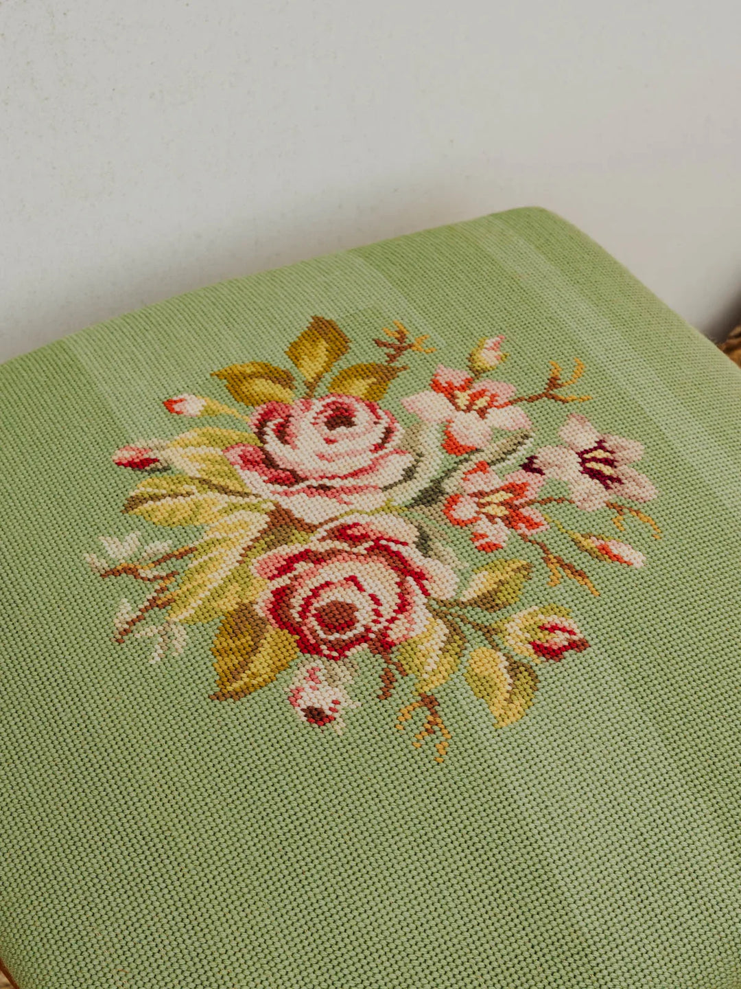 regis-tabouret-tissu-743-5