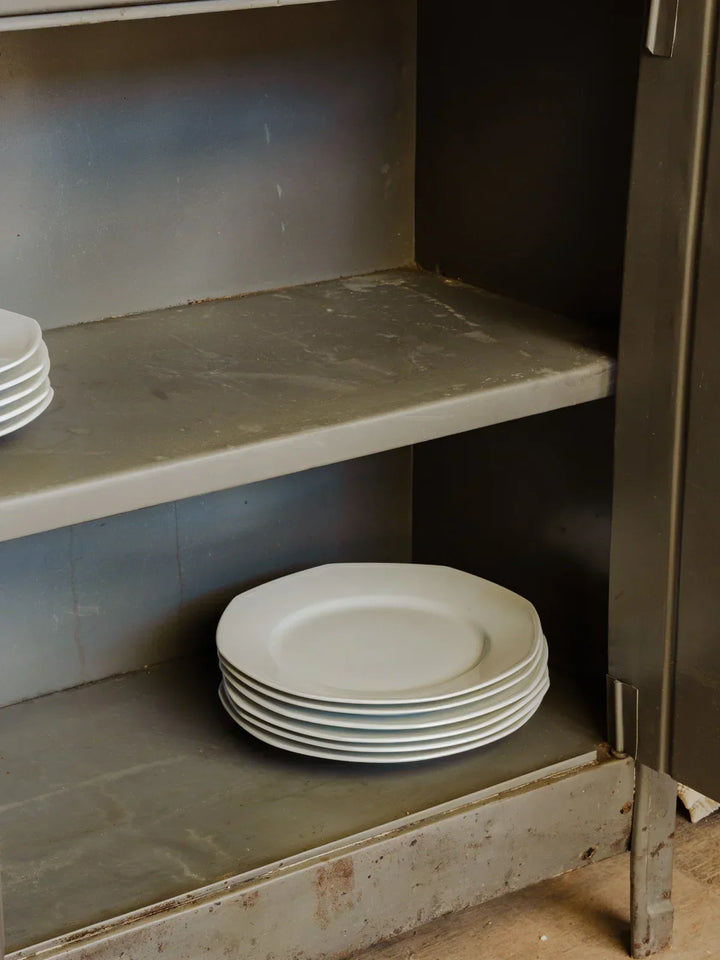 gilbert-buffet-metal-490-6