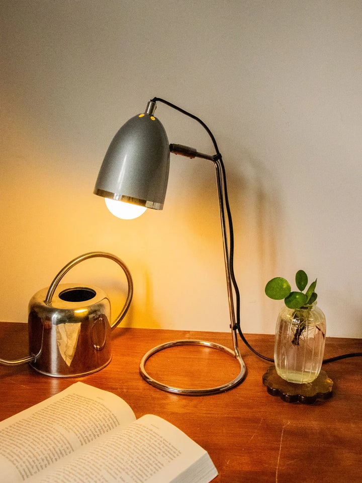 julia-lampe-poser-metal-787-2