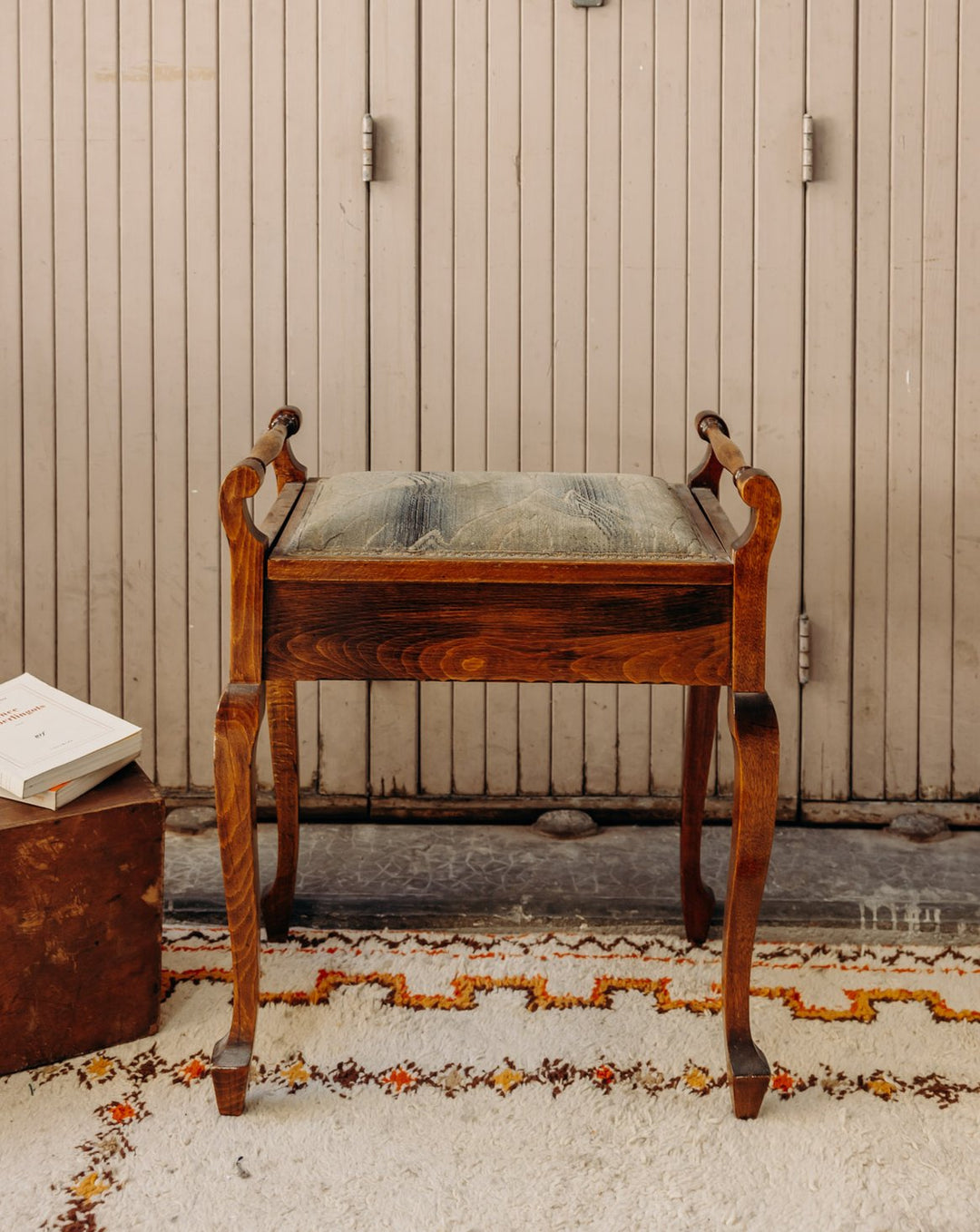 regis-tabouret-acajou-1549-1