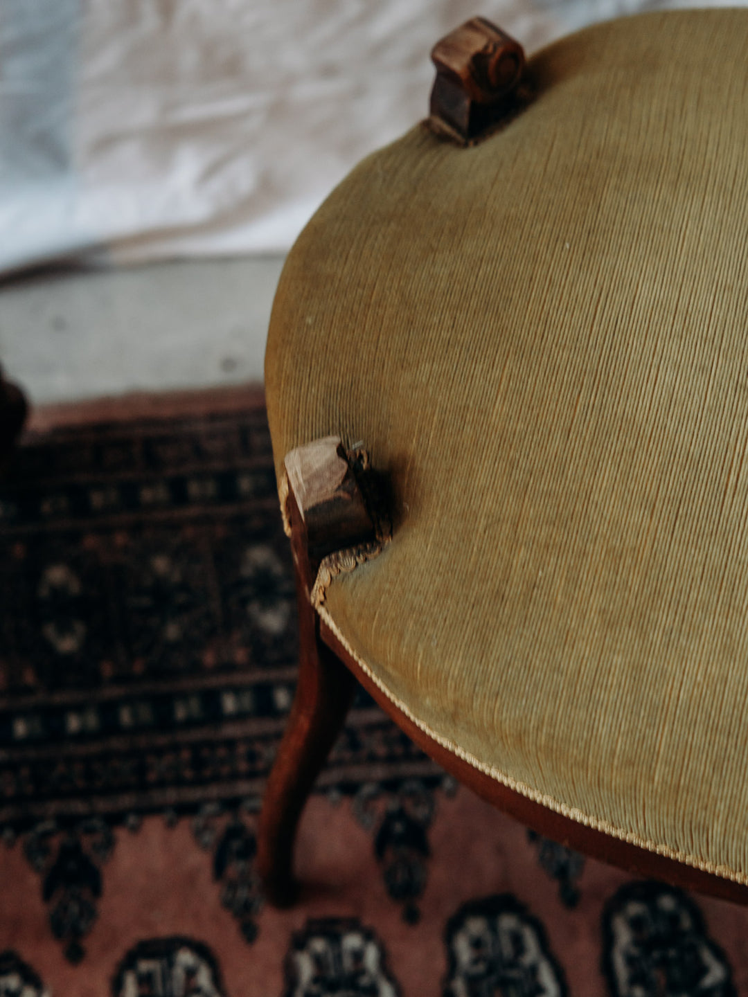 regis-tabouret-bois-719-4