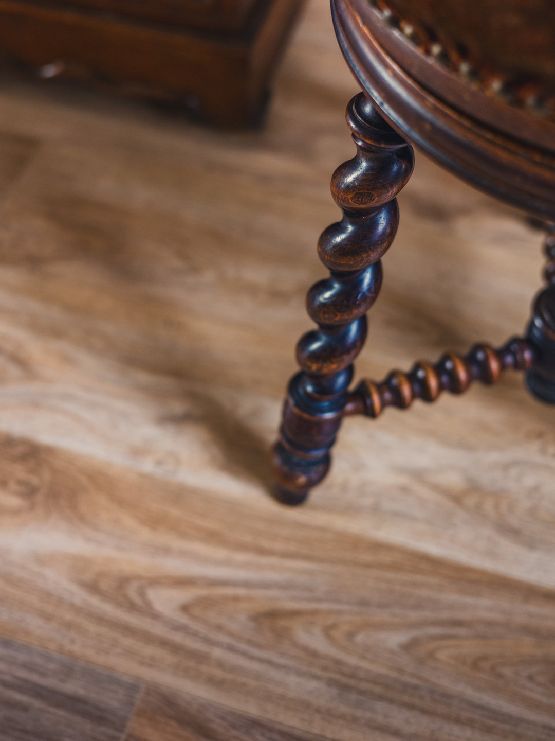 regis-tabouret-bois-791-9