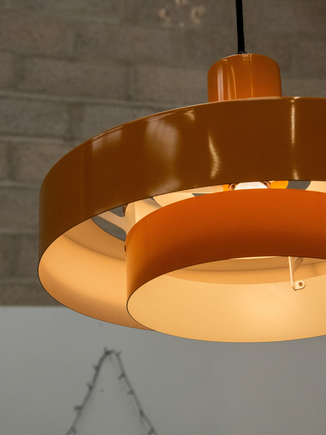 sonia-suspension-metal-134-6