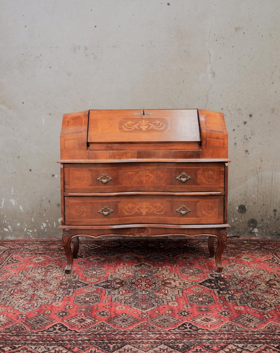 Our vintage furniture and second-hand furniture