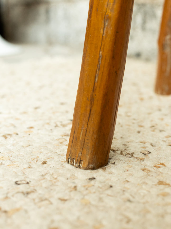 gaston-tabouret-bar-bois-brutaliste-199-9