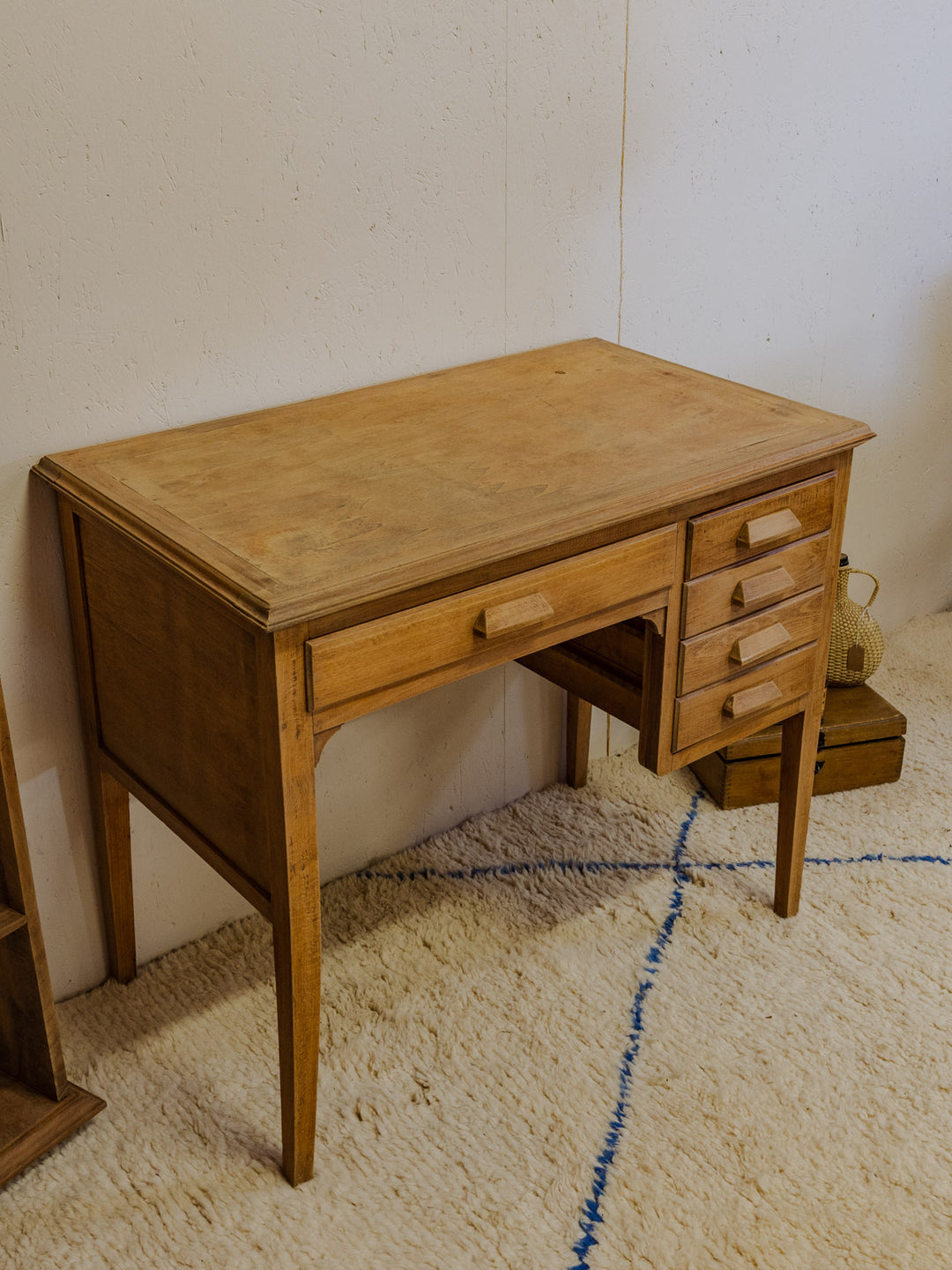 edouard-bureau-bois-572-5