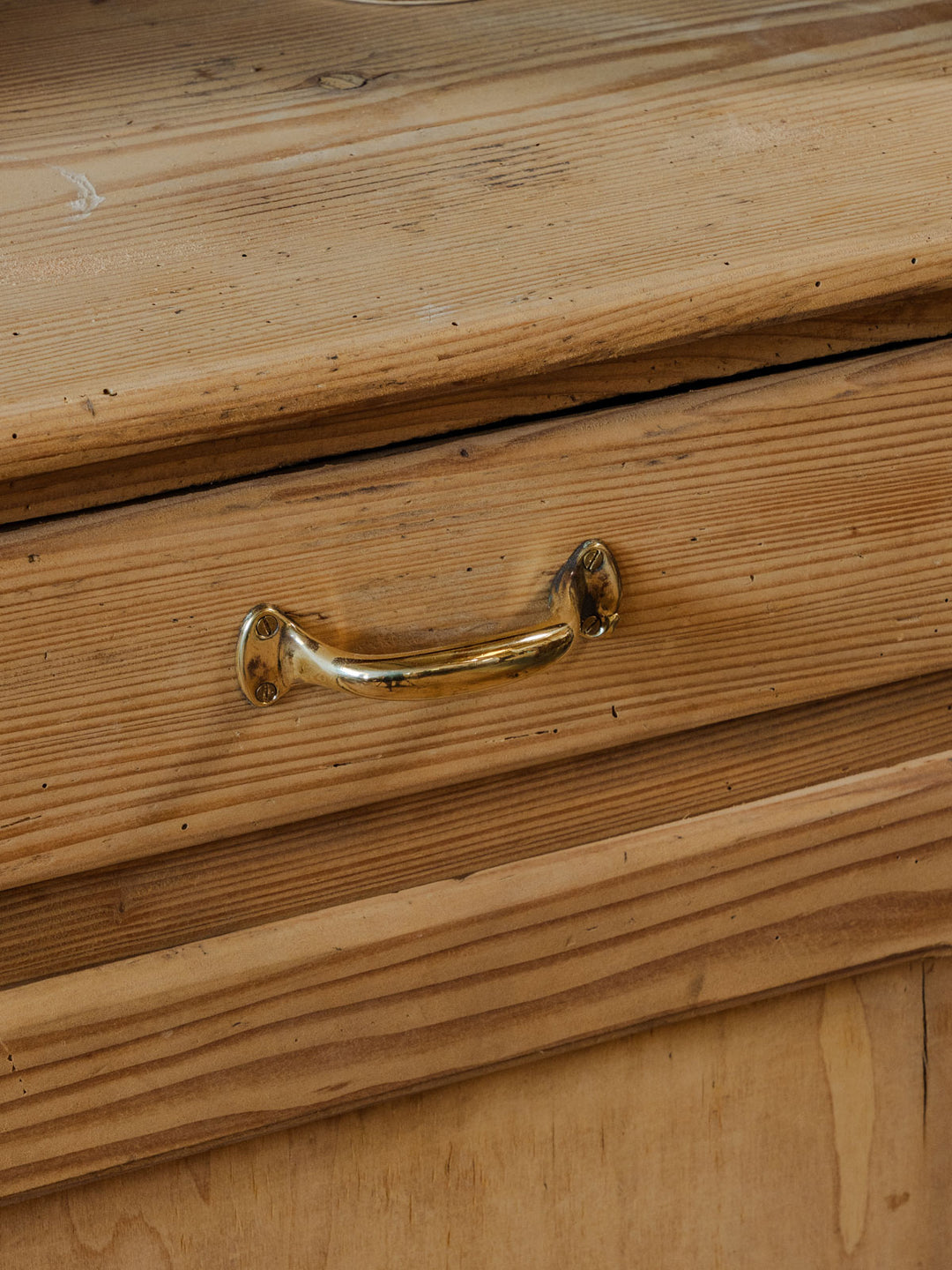 gilbert-buffet-bois-1558-8