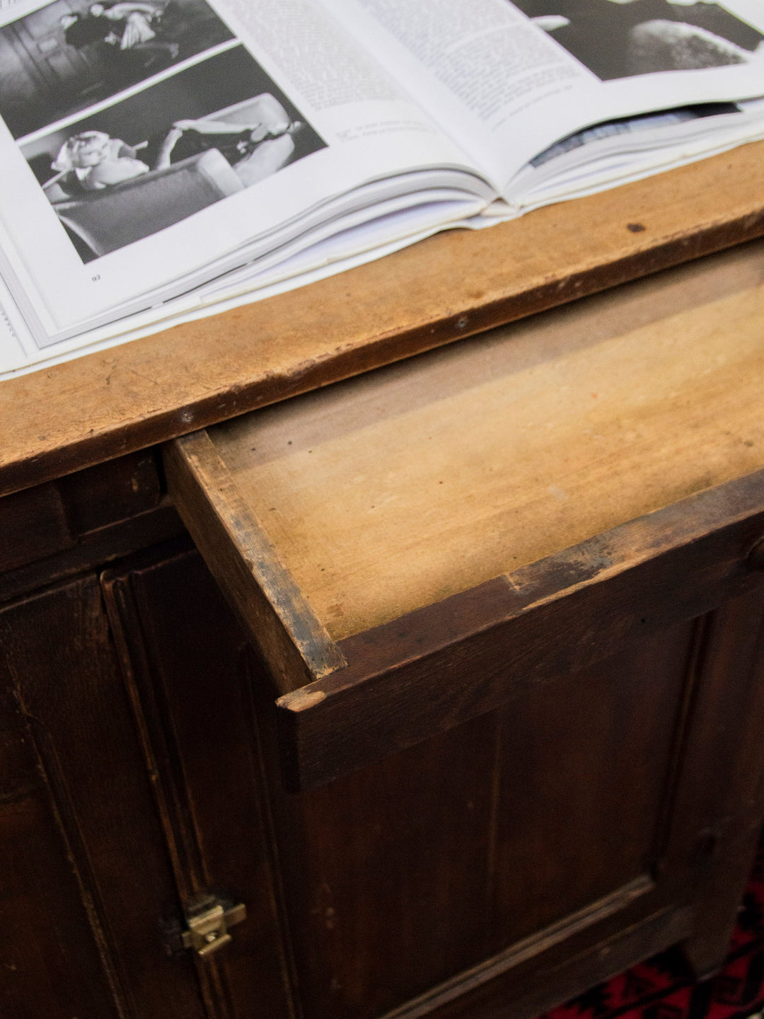 gilbert-buffet-bois-566-8